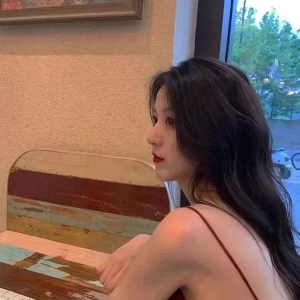 这该死的爱封面